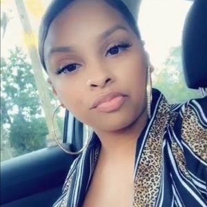 Meet your Posher, Lakeisha